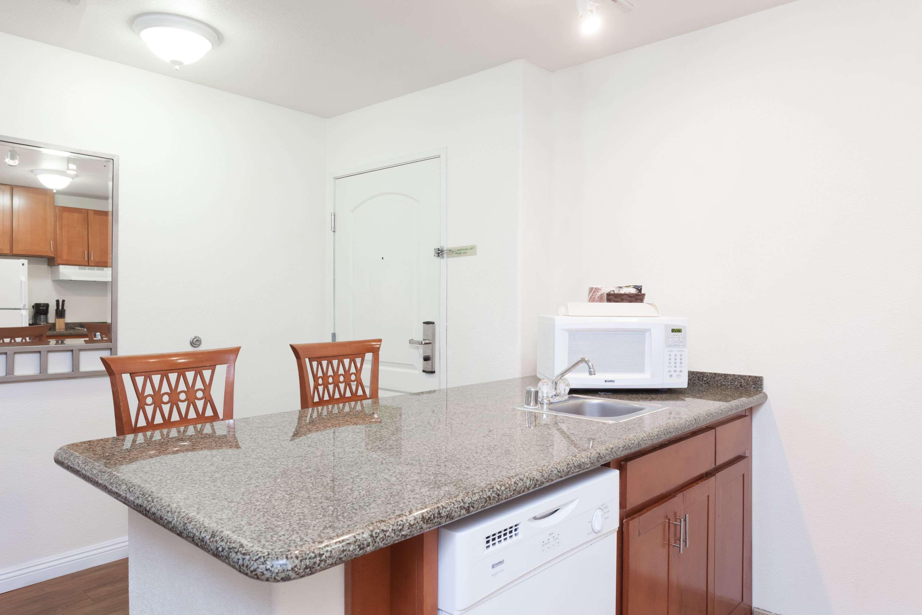 Hawthorn Suites Victorville Buitenkant foto